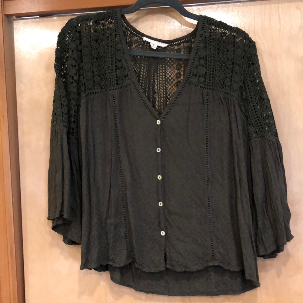 EUC Crop olive green top with crochet detail